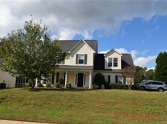 2nd image of 4447 Timberwood Dr