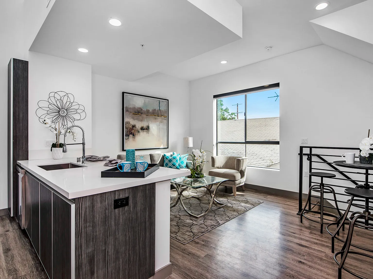 1 bed, 1.5 bath, 850 sqft, $2,800 — Photo 4