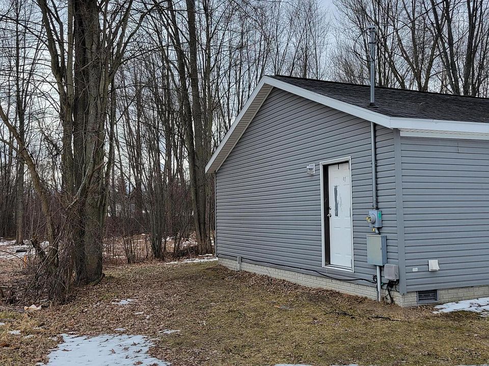 336 Jackson St, Coleman, MI 48618 Zillow