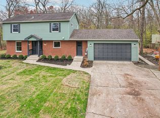 15105 W Rockland Rd, Libertyville, IL 60048
