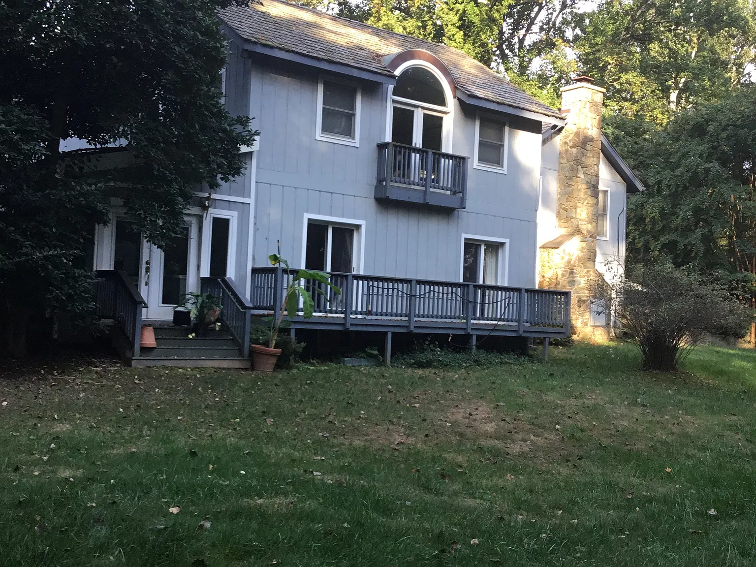 2 bed, 3242 sqft, $2,000 — Photo 1