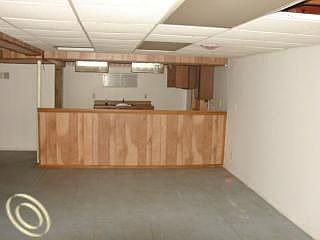 4th image of 16311 Kennedy St