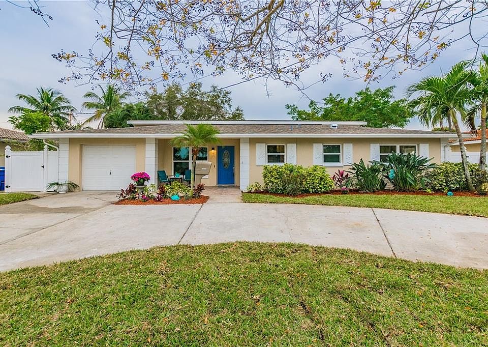 1st image of 9580 Sun Isle Dr NE