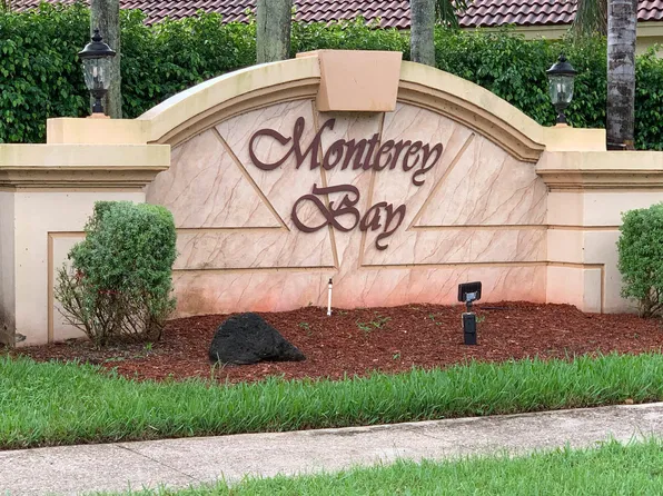 141 Monterey Bay Dr, Boynton Beach, FL 33426