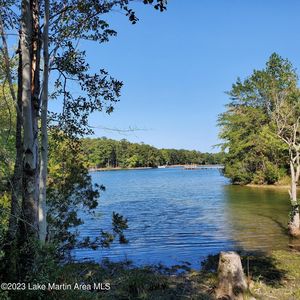 1 Lakewinds Rd, Alexander City, AL, 35010