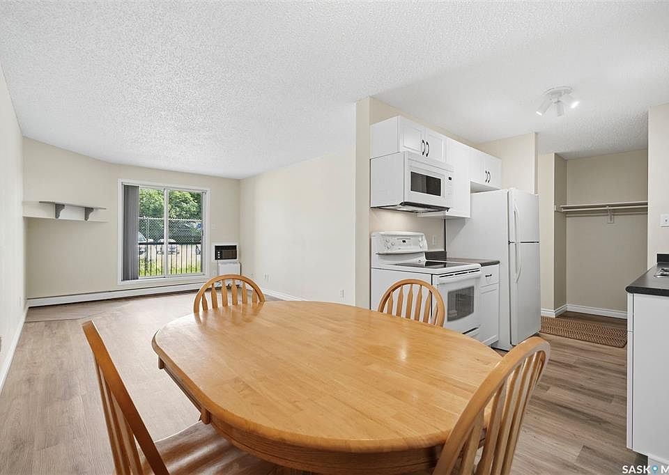 1st image of UNIT 105A-4040 8th STREET E