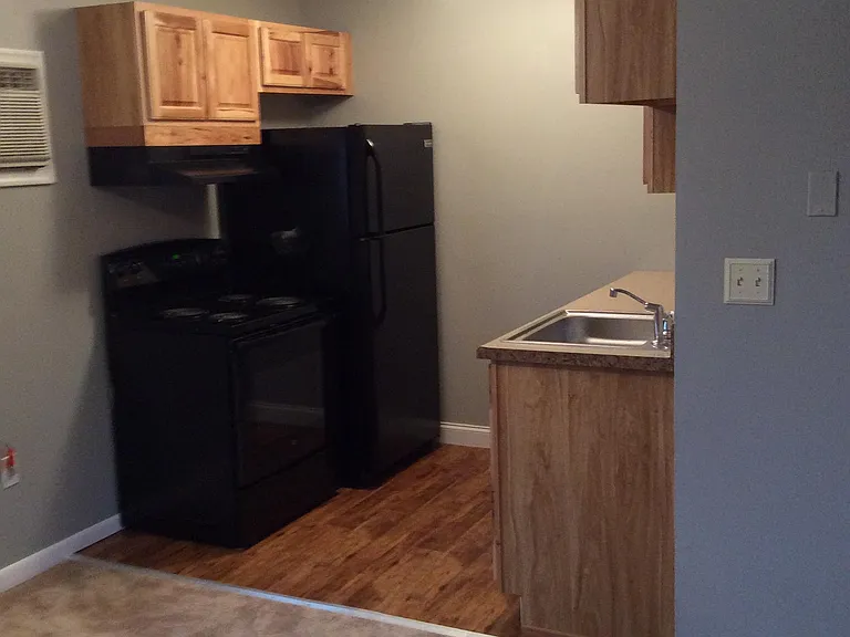 157 Holly Hill St — Photo 1