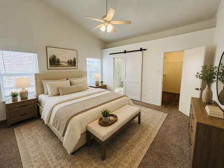 4652 Bracken Dr — Photo 4
