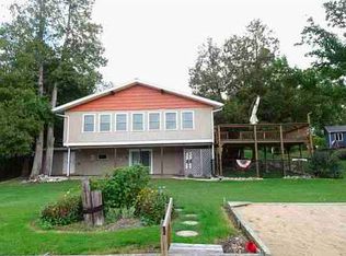 1409 N Cedar Ln, Scottville, MI 49454