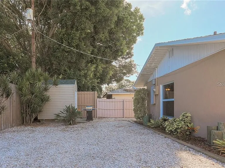 2907 Hyde Park St — Photo 22