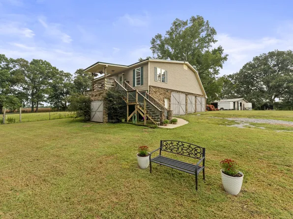 173 Bellview Rd, Taft, TN 38488