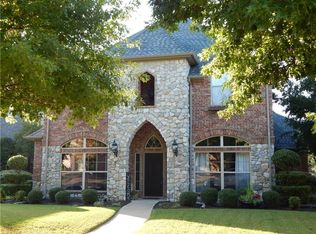 2100 Castle Creek Dr, Mansfield, TX 76063