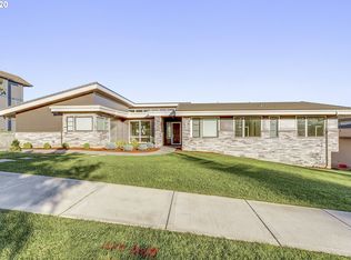 8968 SE Denali Dr, Happy Valley, OR 97086