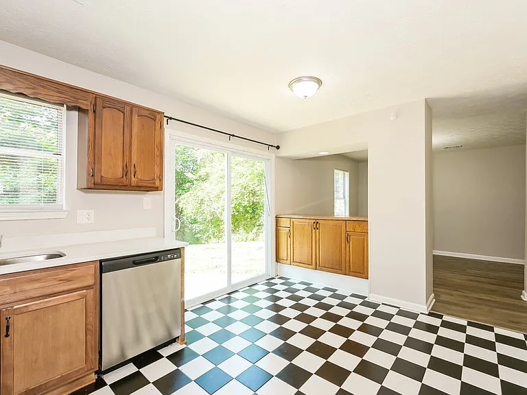 6164 Saint Christophers Ct — Photo 8