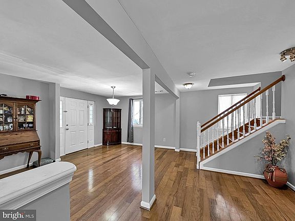 4th image of 3108 Walters Ln