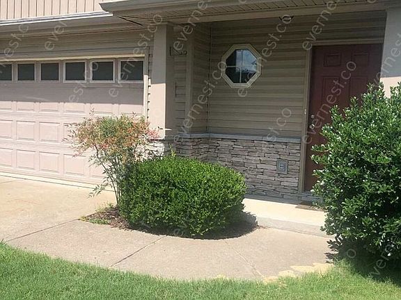 2nd image of 416 Birdstone Dr