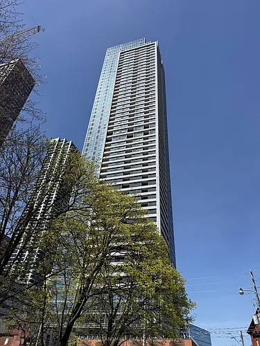 609 Sherbourne St Photo 1