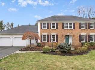 15 Langford Dr, Mendham, NJ 07945