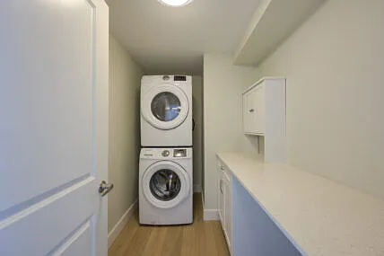 450 Dallas Rd #504 — Photo 28
