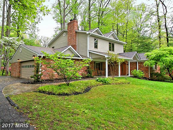 2nd image of 6422 Crosswoods Dr