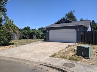 55 Honer Loop, Creswell, OR 97426