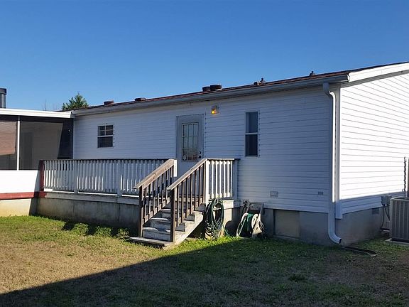 2nd image of 104 Royal Arbor Ct