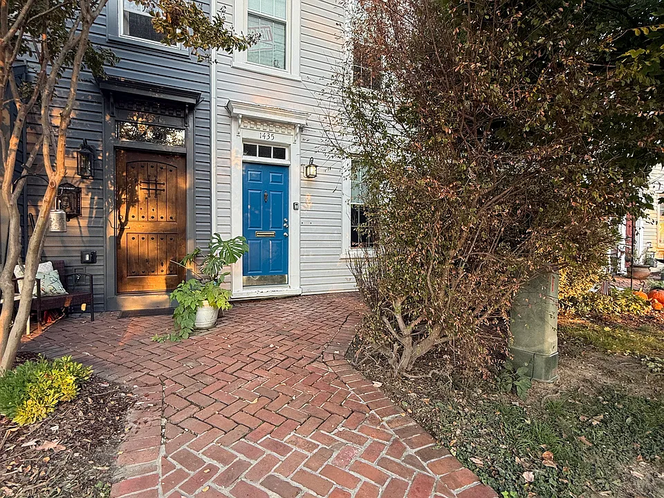 1435 Powhatan St #TOWNHOME