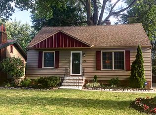 16719 Bradgate Ave, Cleveland, OH
