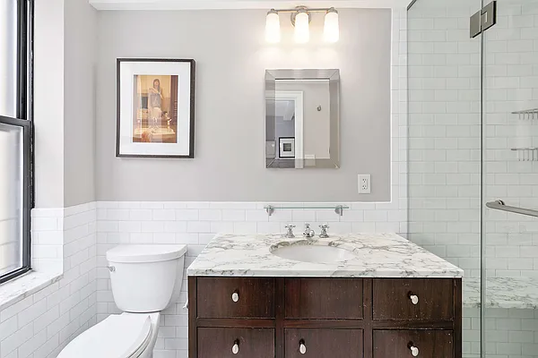 Sold by The SIMPLE Real Estate Co | media 15