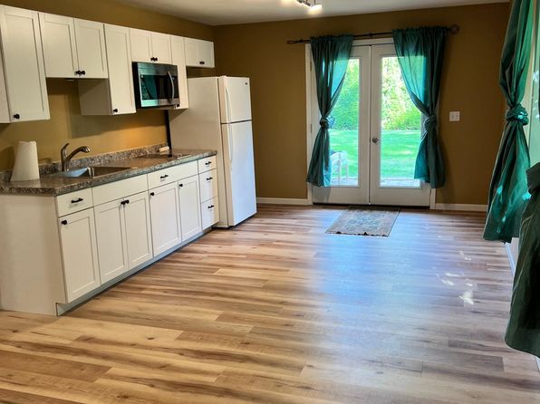 3754 NW Van Buren Ave