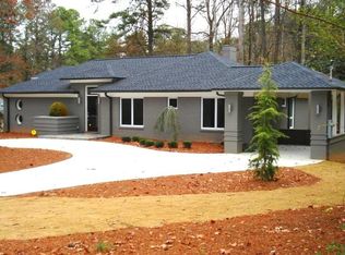 1112 Beech Haven Rd NE, Atlanta, GA 30324