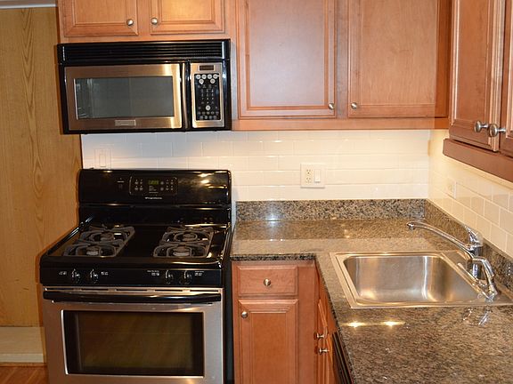 5th image of 6050 N Francisco Ave APT Ge