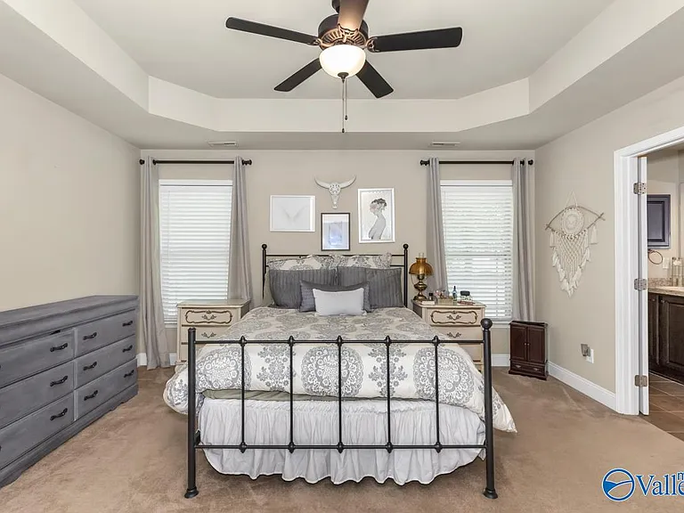 5015 Montauk Trl SE — Photo 11