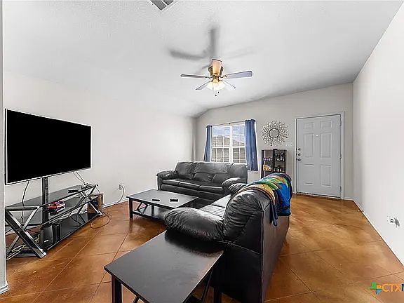 3rd image of 6406 Temora Loop APT B