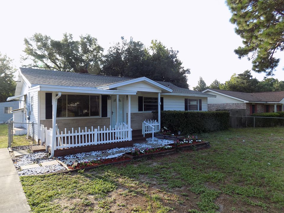 1st image of 41 Sellers Pl NW