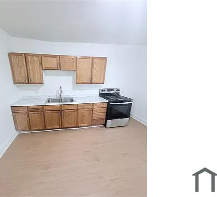 82 Malden St #2R