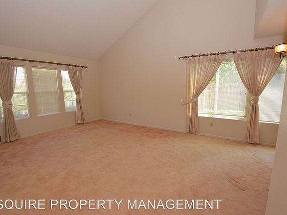4th image of 6051 Fremont Cir