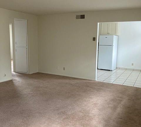 4th image of 1077 Topaz Ave #11