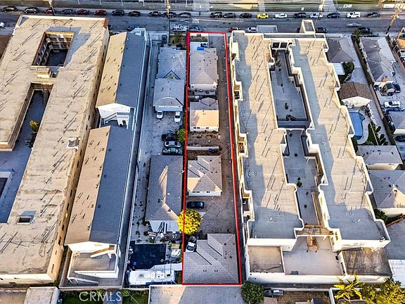 4th image of 13717 Yukon Ave