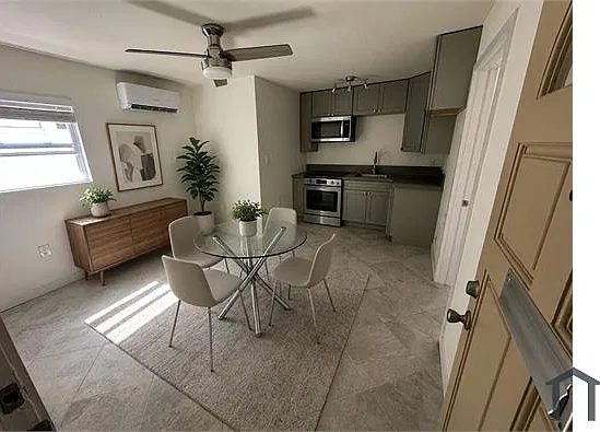 1 bed, 500 sqft, $2,450 — Photo 2