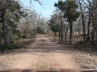 8441 Halamicek Loop, Fayetteville, TX 78940