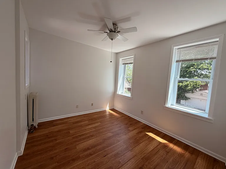 3850-3852 De Tonty St #3852A — Photo 9