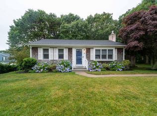 13 Hickory Ln, East Falmouth, MA 02536