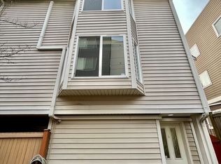 1442 NW 62nd St #A, Seattle, WA 98107