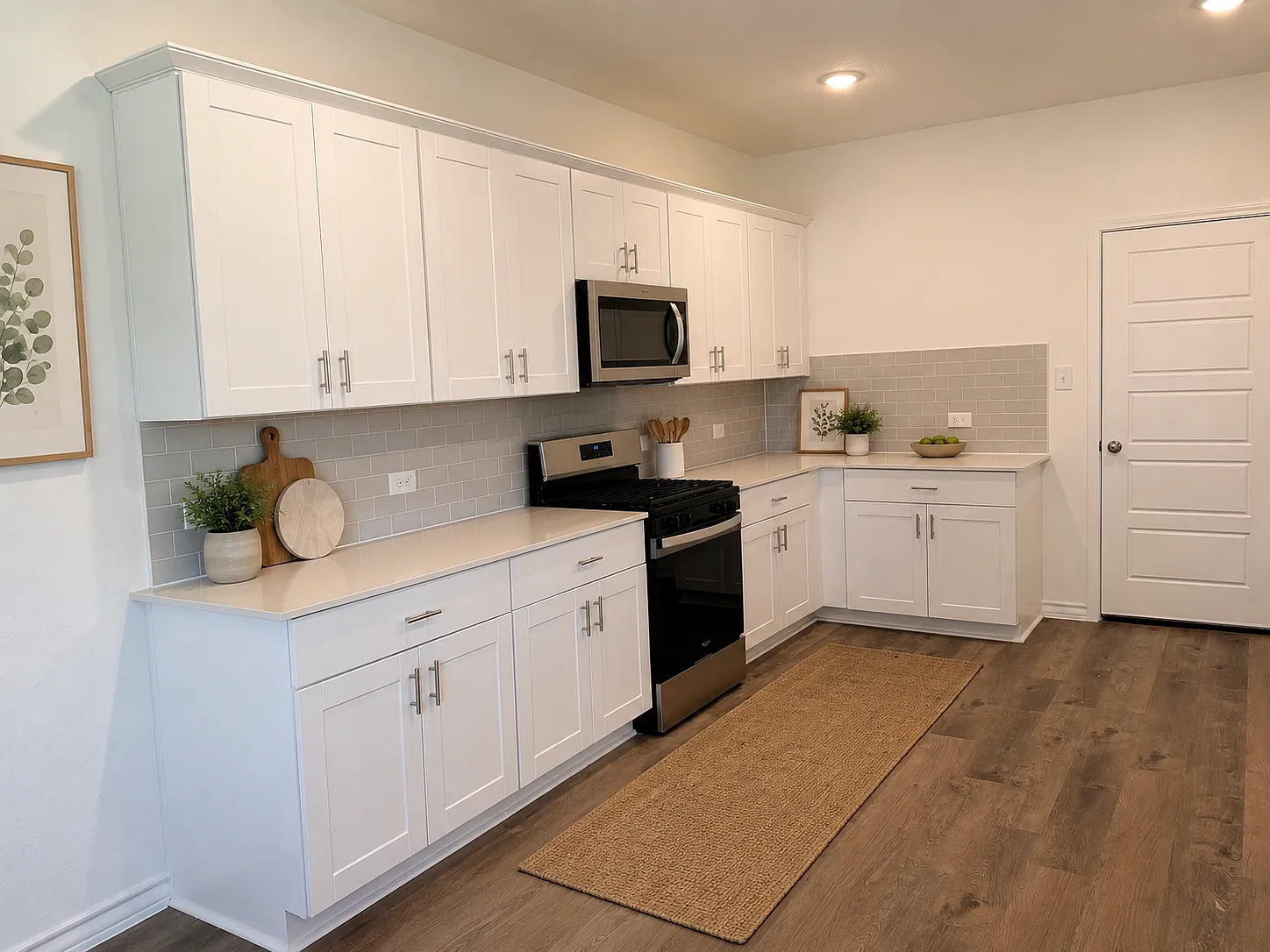4 bed, 1837 sqft, $2,400 — Photo 3