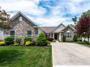 7206 Redwood Valley Ct, Lewis Center, OH 43035