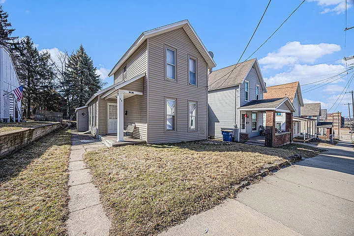3 bed, 1061 sqft, $1,650 — Photo 3