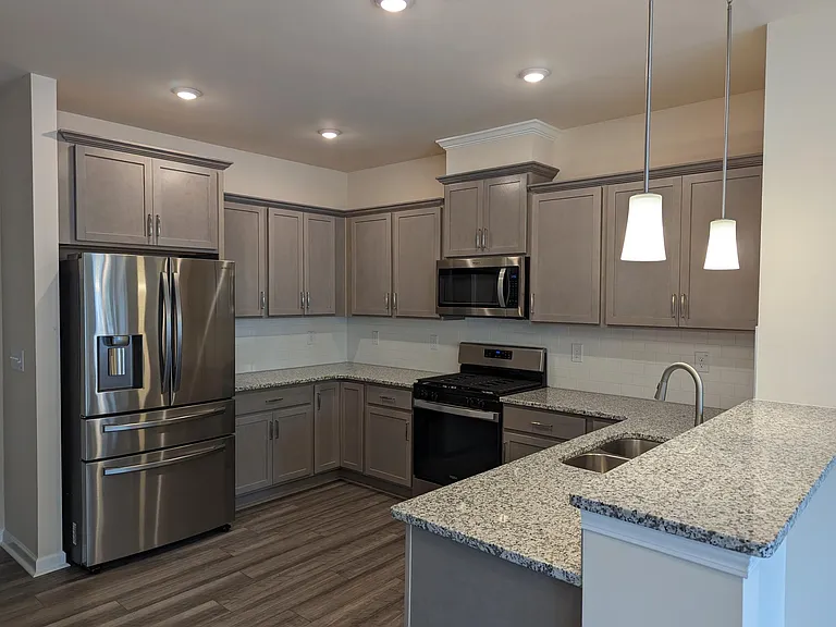 215 Parker Station Ave — Photo 17