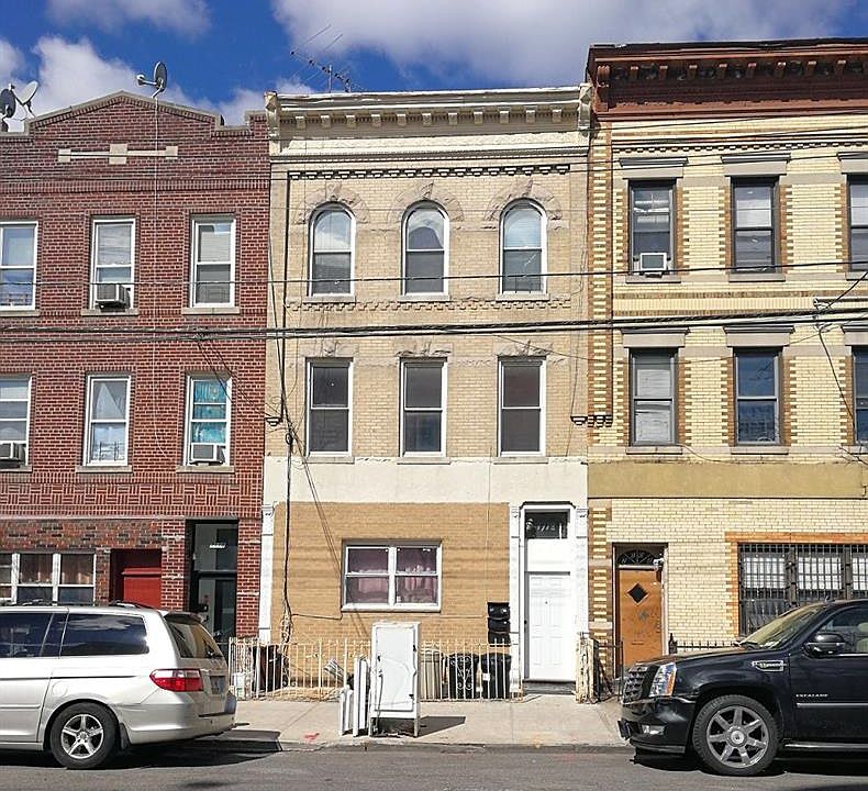 1st image of 7112 15th Ave