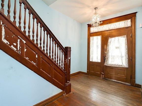 3rd image of 3802 Connecticut St